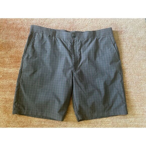 Ben Hogan Golf Shorts Size 42 Gray Check Performance Polyester Lightweight - Picture 1 of 6